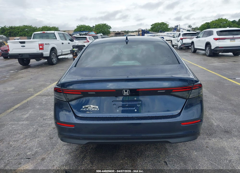 2024 HONDA ACCORD EX VIN: 1HGCY1F33RA066158