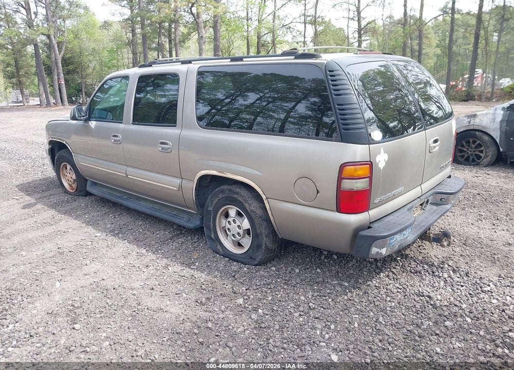 2002 CHEVROLET SUBURBAN 1500 LT VIN: 1GNEC16Z42J240262