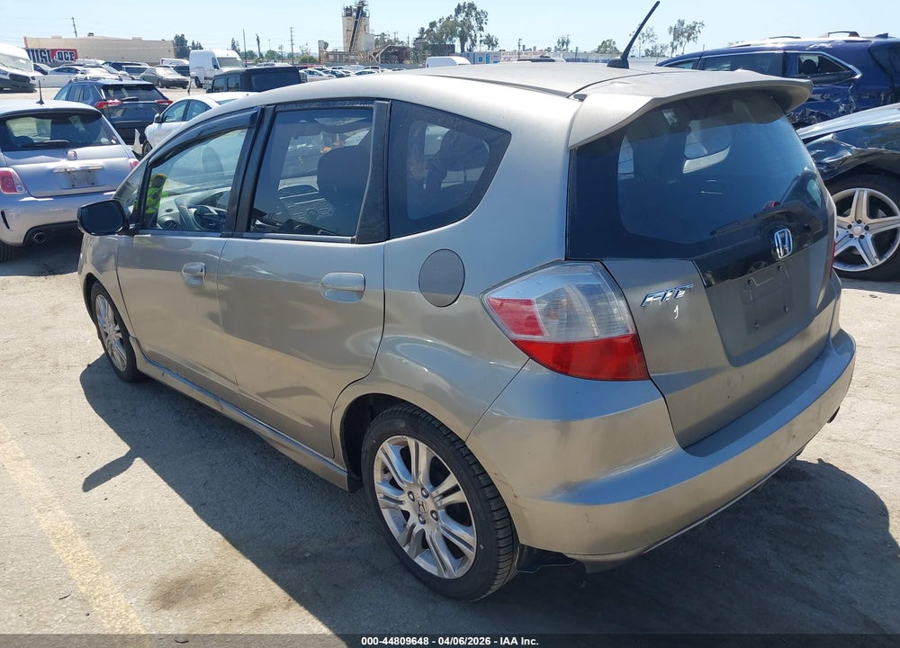 2009 HONDA FIT SPORT VIN: JHMGE88479S073811