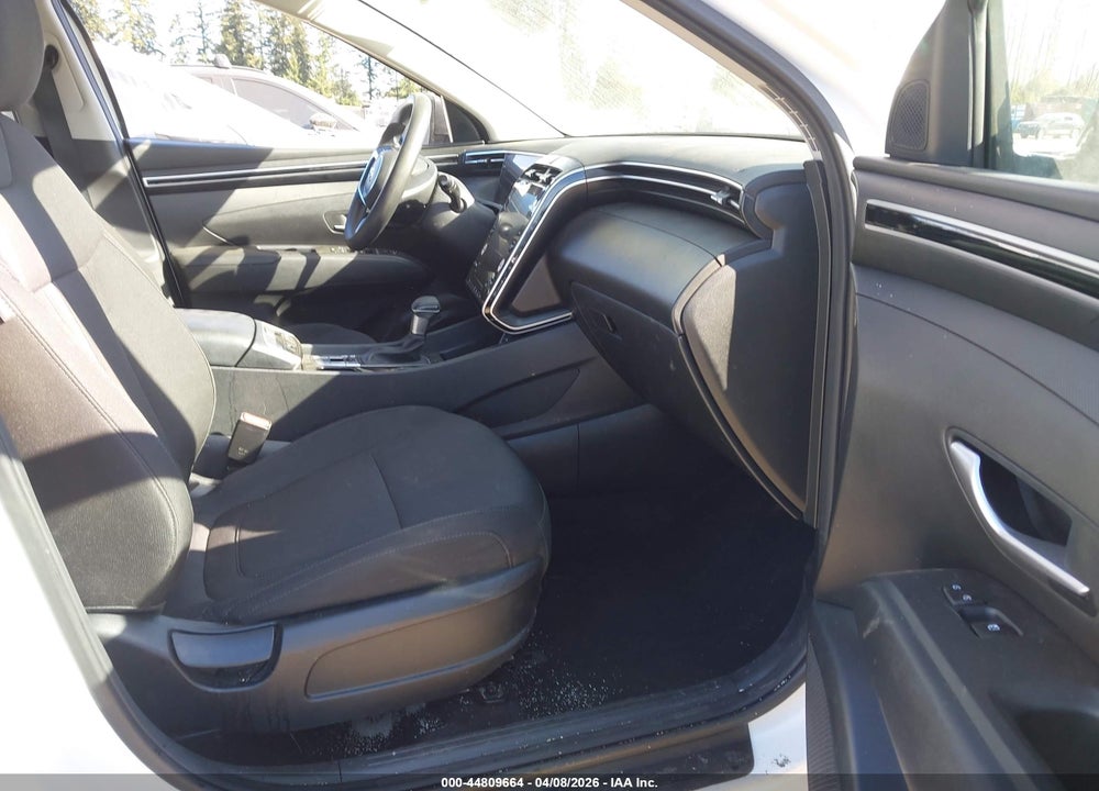 2024 HYUNDAI TUCSON SEL VIN: 5NMJBCDE9RH421640