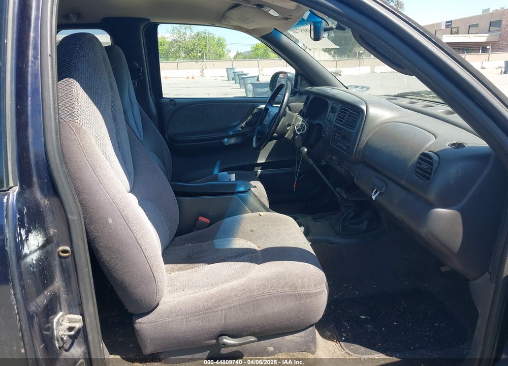 1998 DODGE DAKOTA SLT/SPORT VIN: 1B7GG22Y8WS562167