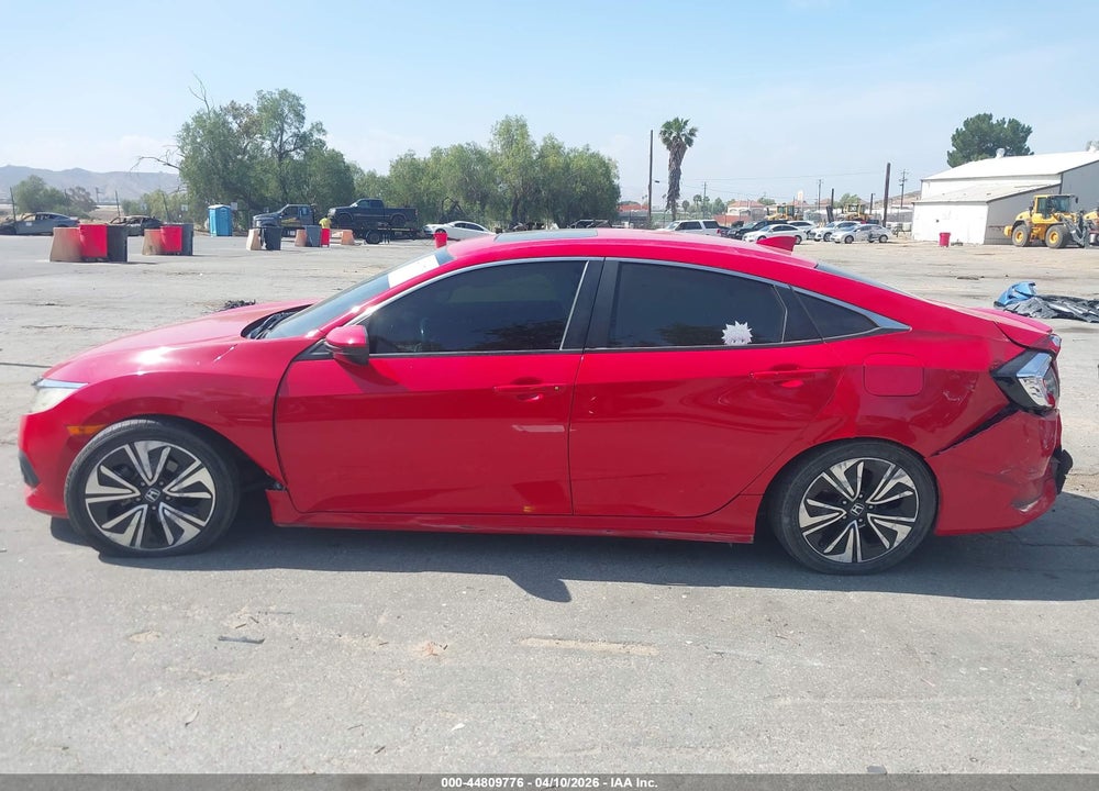 2018 HONDA CIVIC EX-L VIN: JHMFC1F76JX005321