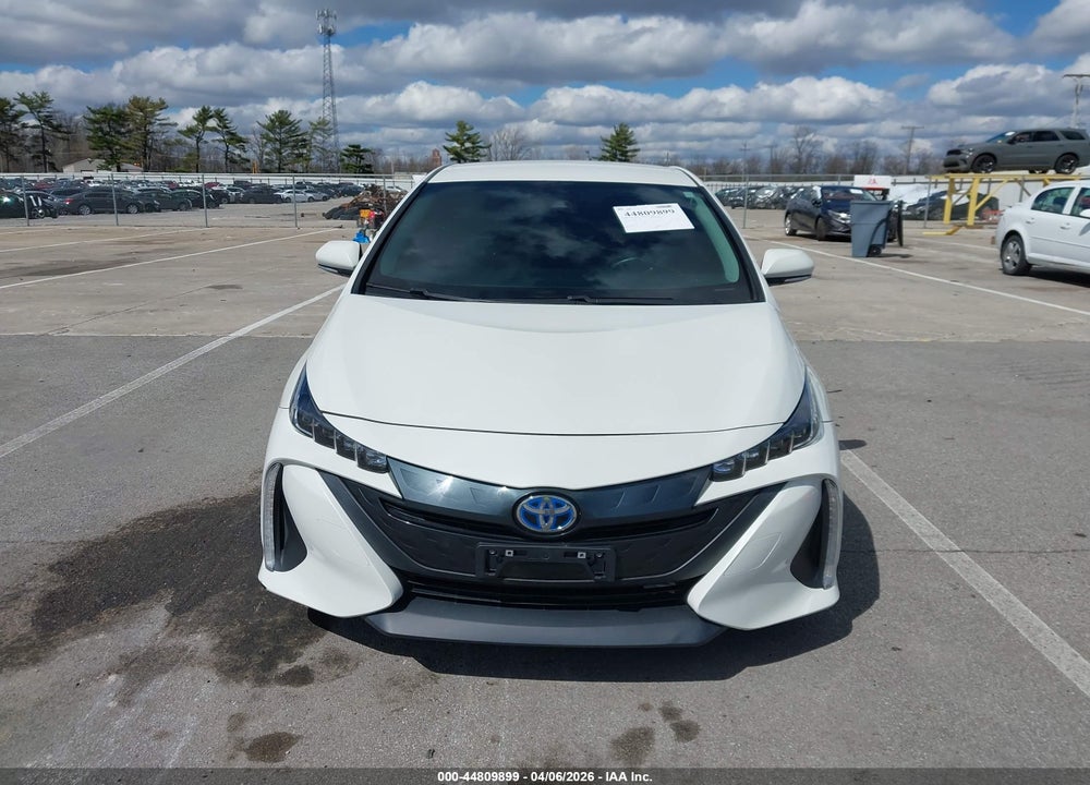 2018 TOYOTA PRIUS PRIME PREMIUM VIN: JTDKARFP9J3091302