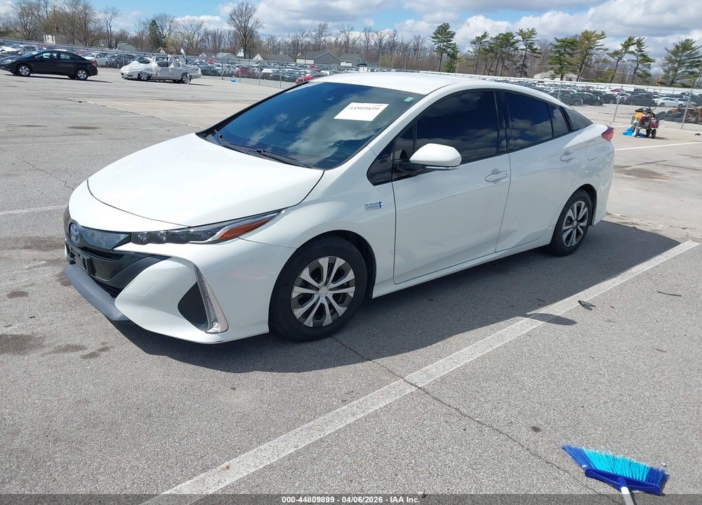 2018 TOYOTA PRIUS PRIME PREMIUM VIN: JTDKARFP9J3091302