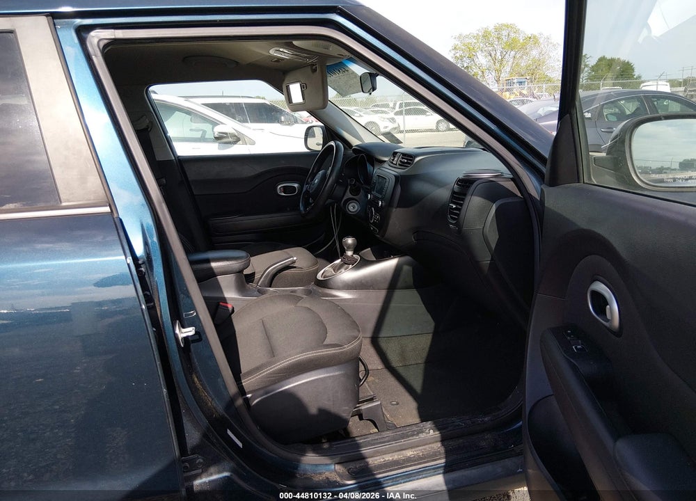 2017 KIA SOUL + VIN: KNDJP3A50H7474965