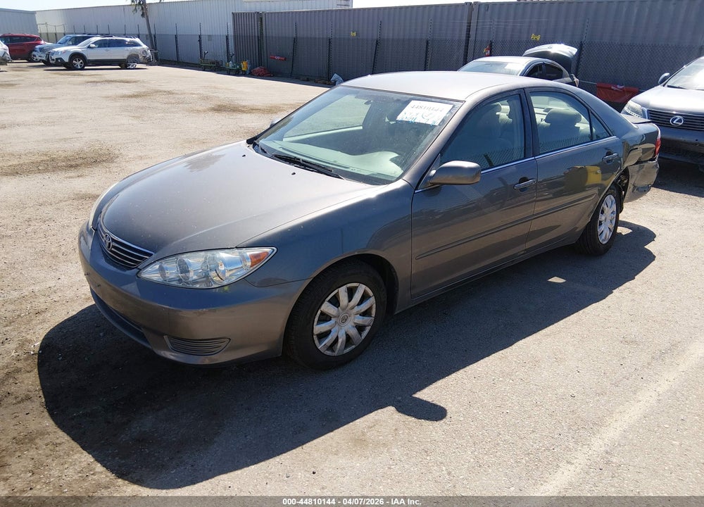 2005 TOYOTA CAMRY LE VIN: 4T1BE32K55U993565