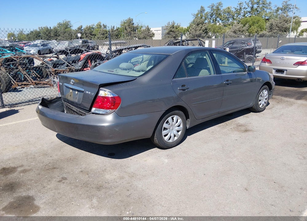 2005 TOYOTA CAMRY LE VIN: 4T1BE32K55U993565