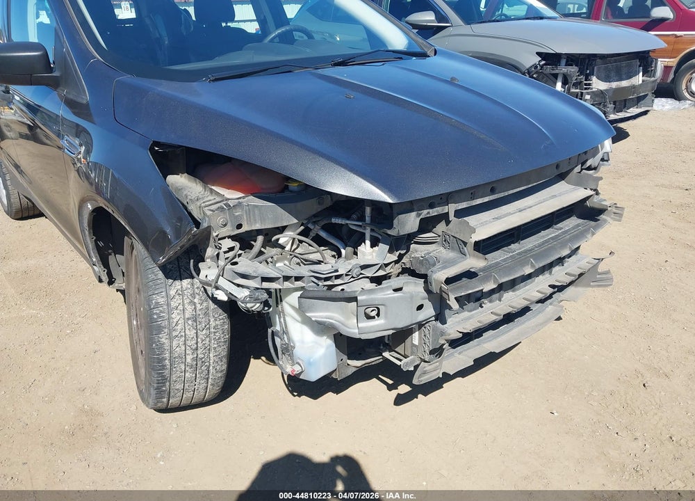 2016 FORD ESCAPE S VIN: 1FMCU0F79GUC00489