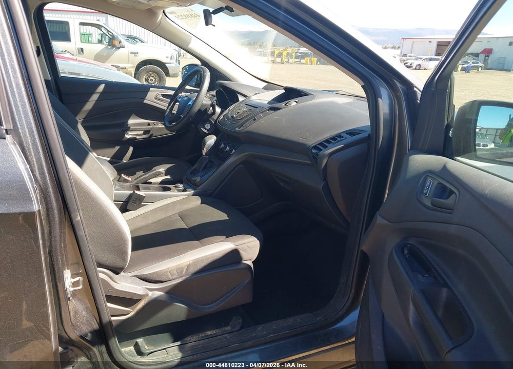 2016 FORD ESCAPE S VIN: 1FMCU0F79GUC00489