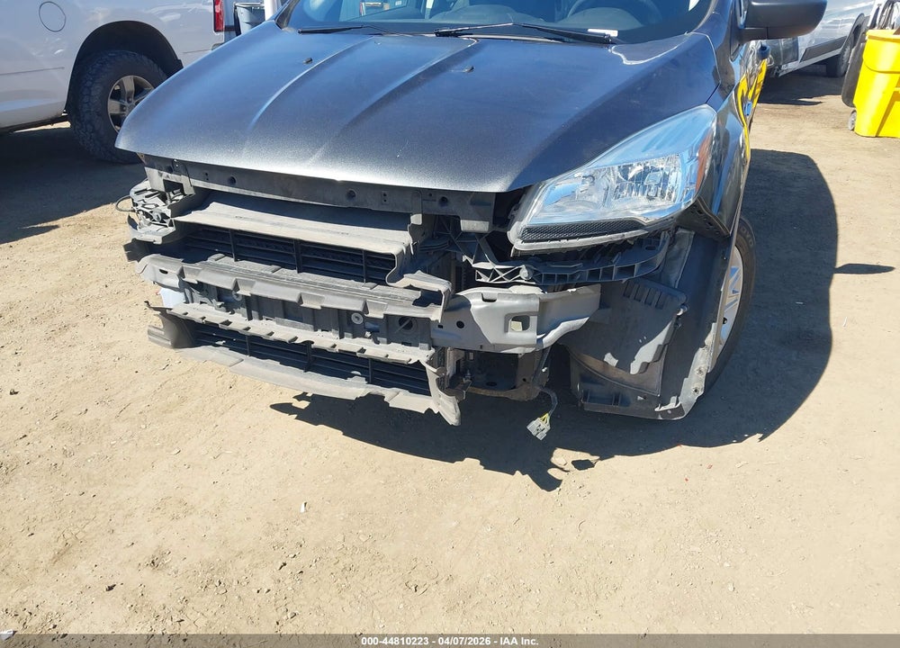 2016 FORD ESCAPE S VIN: 1FMCU0F79GUC00489
