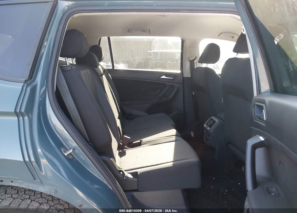 2019 VOLKSWAGEN TIGUAN 2.0T S VIN: 3VV1B7AX8KM164634