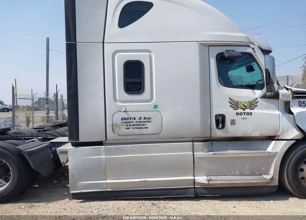 2020 FREIGHTLINER NEW CASCADIA 126 VIN: 3AKJHHDR6LSLV3881