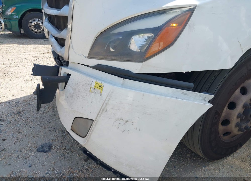 2020 FREIGHTLINER NEW CASCADIA 126 VIN: 3AKJHHDR6LSLV3881