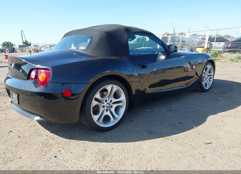 2003 BMW Z4 3.0I VIN: 4USBT53463LU03196