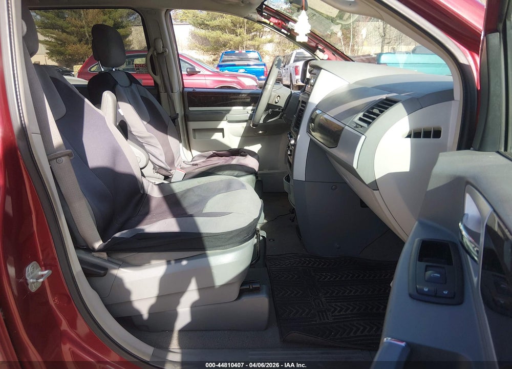2010 DODGE GRAND CARAVAN SXT VIN: 2D4RN5D10AR423826