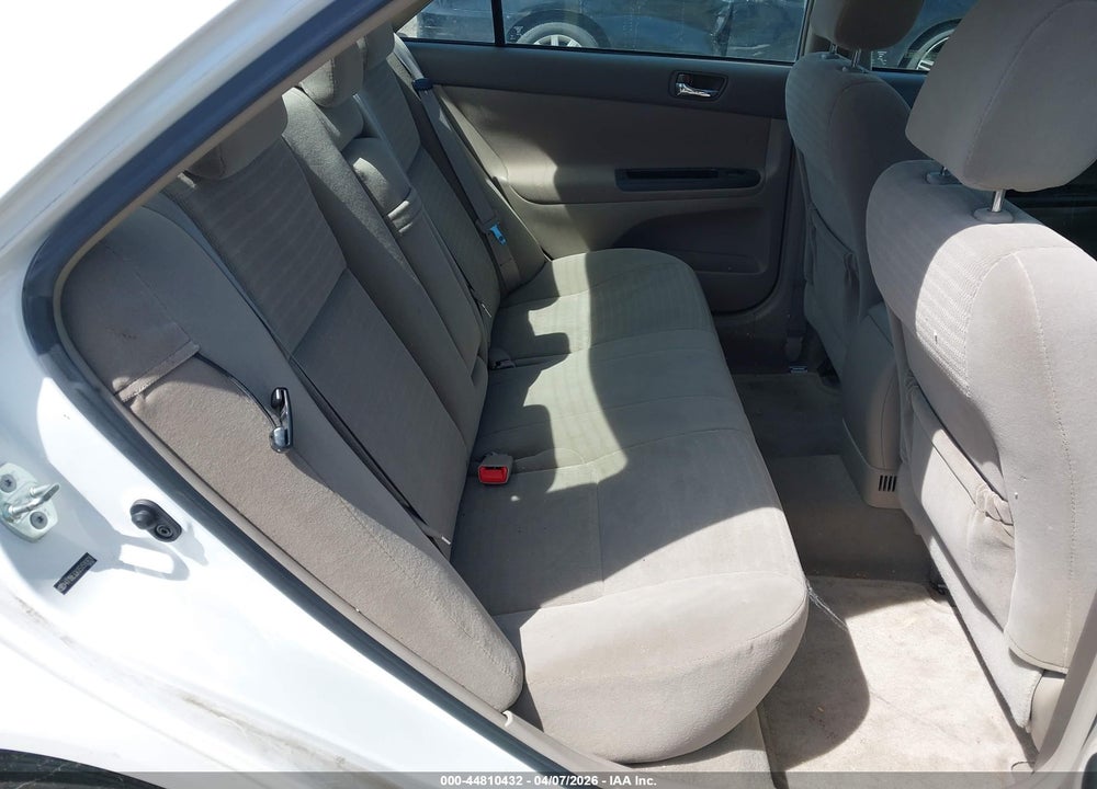 2005 TOYOTA CAMRY LE VIN: 4T1BE32K85U590826