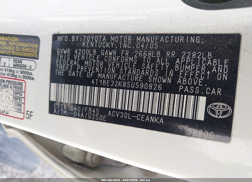 2005 TOYOTA CAMRY LE VIN: 4T1BE32K85U590826