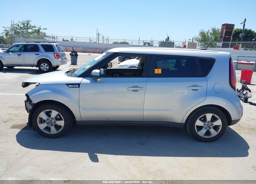 2017 KIA SOUL VIN: KNDJN2A24H7465952