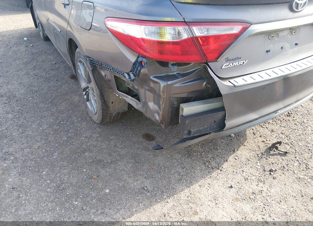 2017 TOYOTA CAMRY SE VIN: 4T1BF1FK6HU313432