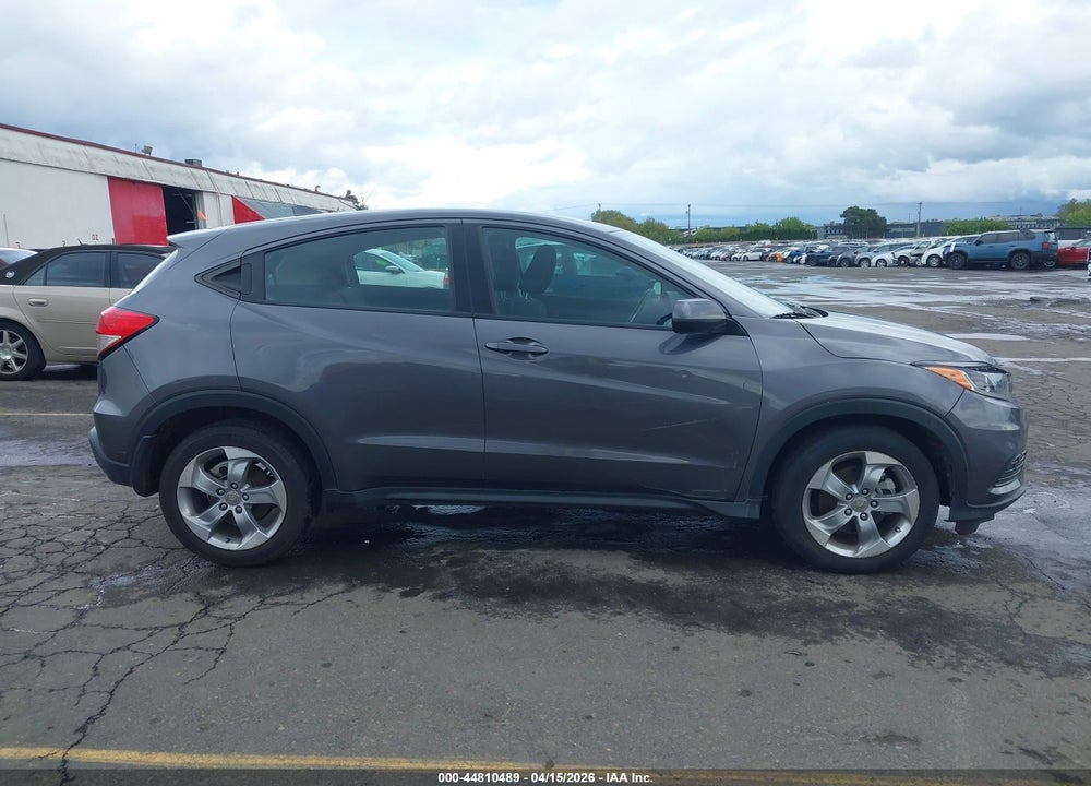2019 HONDA HR-V LX VIN: 3CZRU6H37KG708610