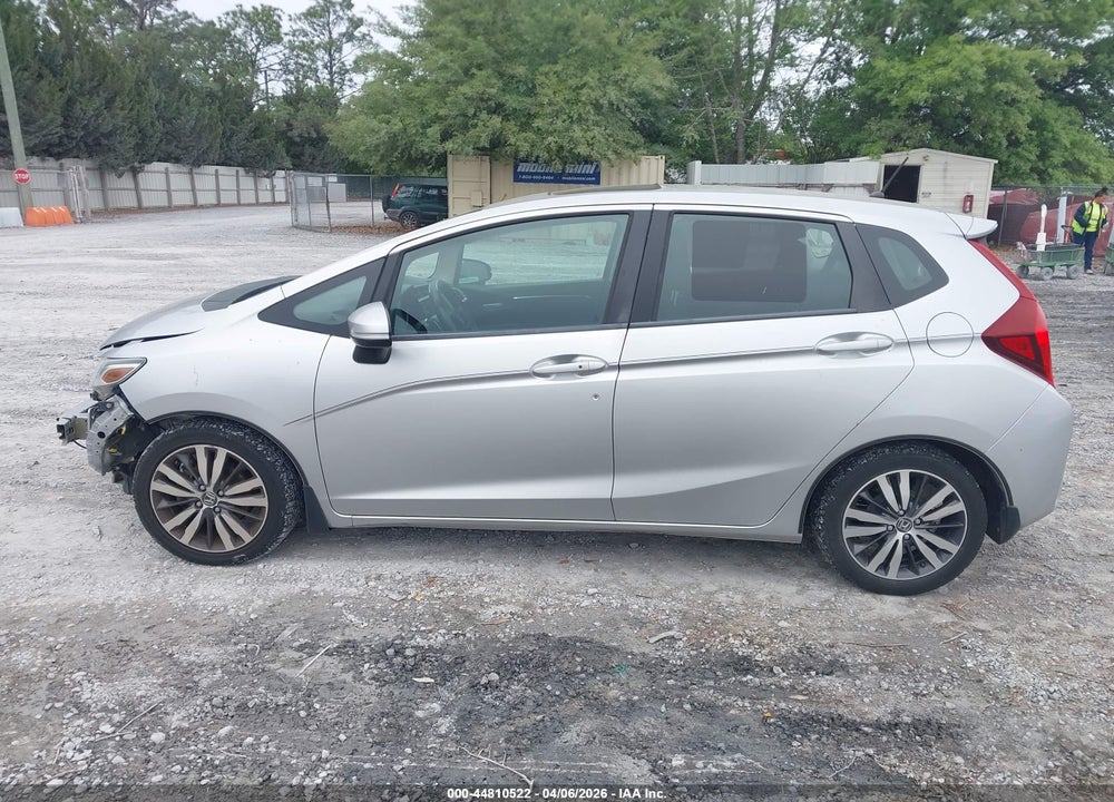 2015 HONDA FIT EX/EX-L VIN: 3HGGK5H85FM716867