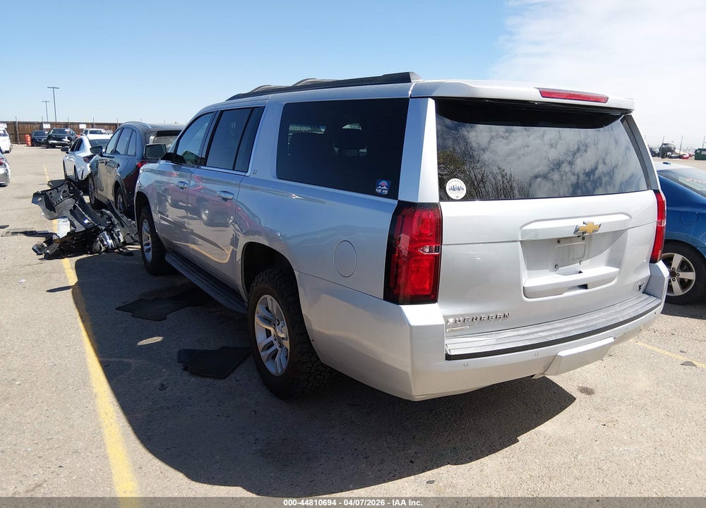 2015 CHEVROLET SUBURBAN 1500 LT VIN: 1GNSKJKC0FR537379