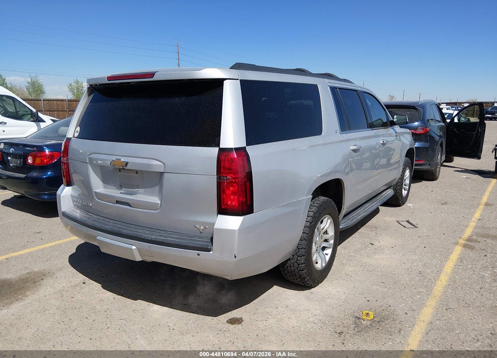 2015 CHEVROLET SUBURBAN 1500 LT VIN: 1GNSKJKC0FR537379