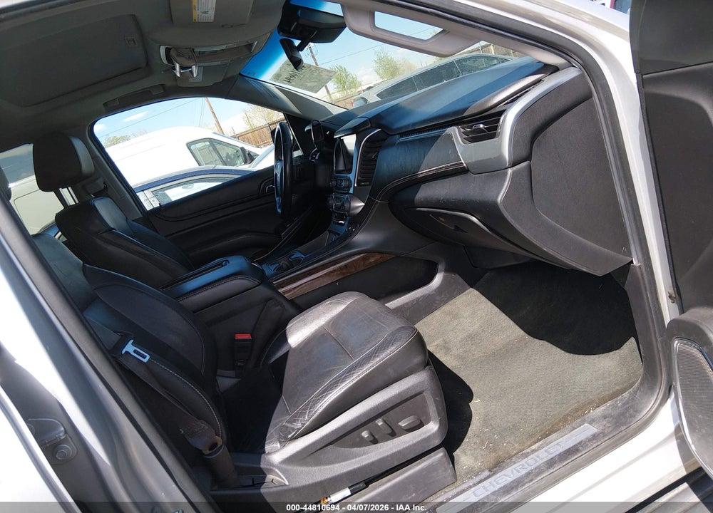 2015 CHEVROLET SUBURBAN 1500 LT VIN: 1GNSKJKC0FR537379