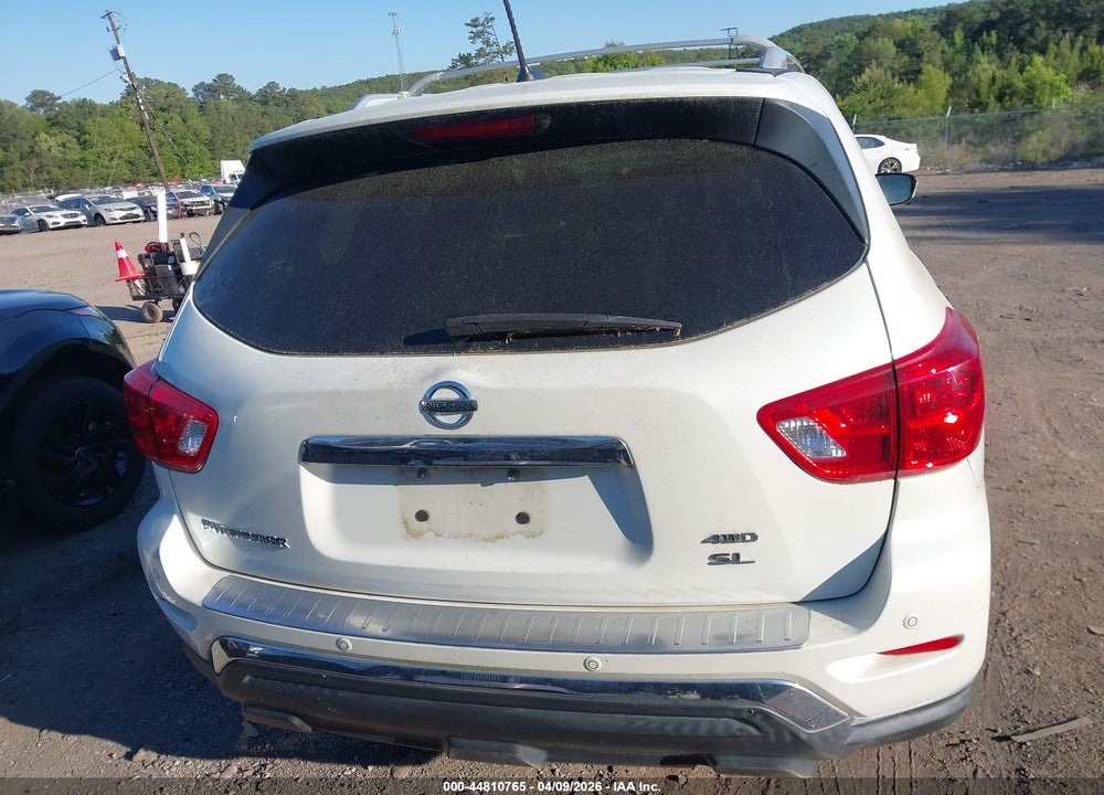 2017 NISSAN PATHFINDER SL VIN: 5N1DR2MMXHC684769