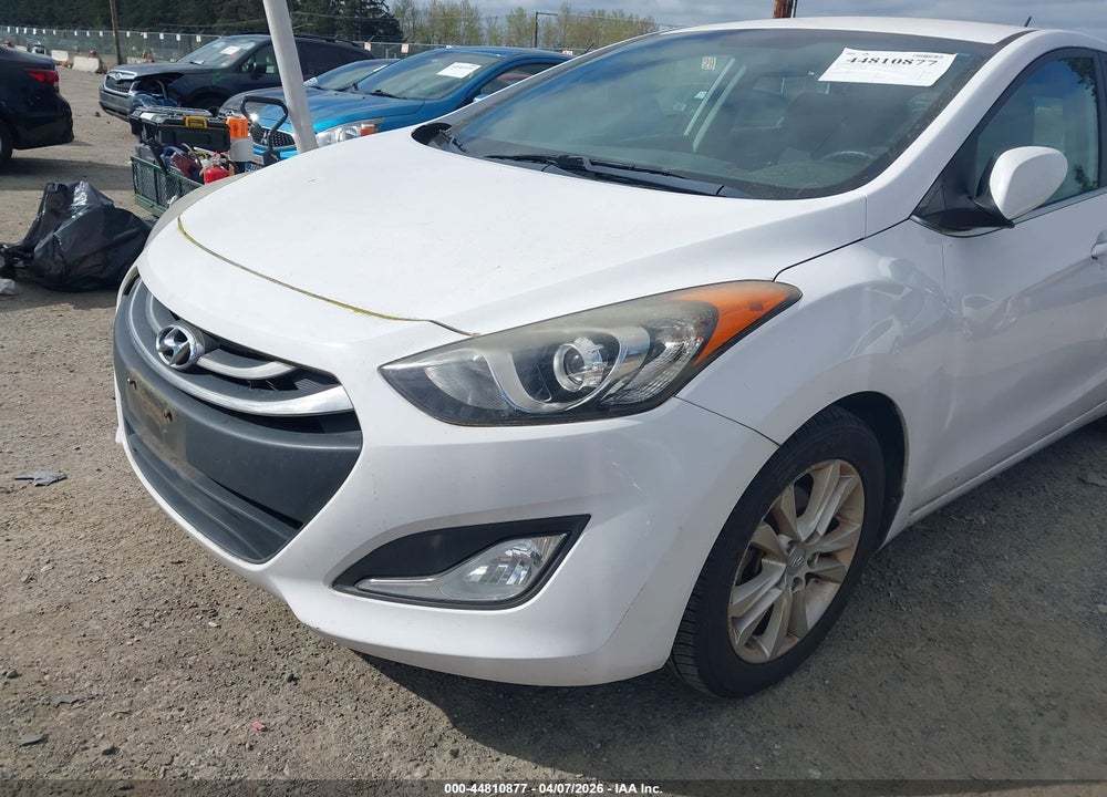2014 HYUNDAI ELANTRA GT VIN: KMHD35LH3EU184675
