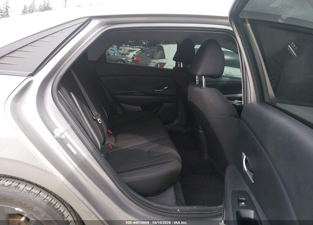 2023 HYUNDAI ELANTRA SEL VIN: KMHLM4AG2PU471361
