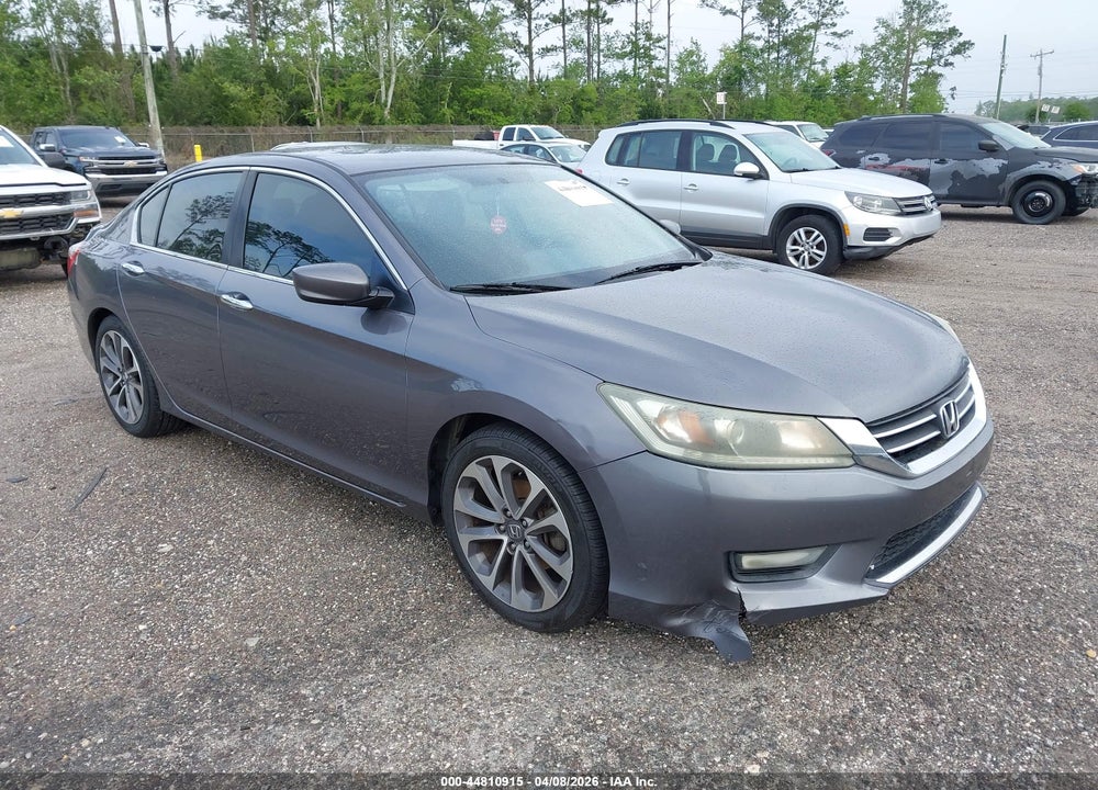 2015 HONDA ACCORD SPORT VIN: 1HGCR2F52FA181432