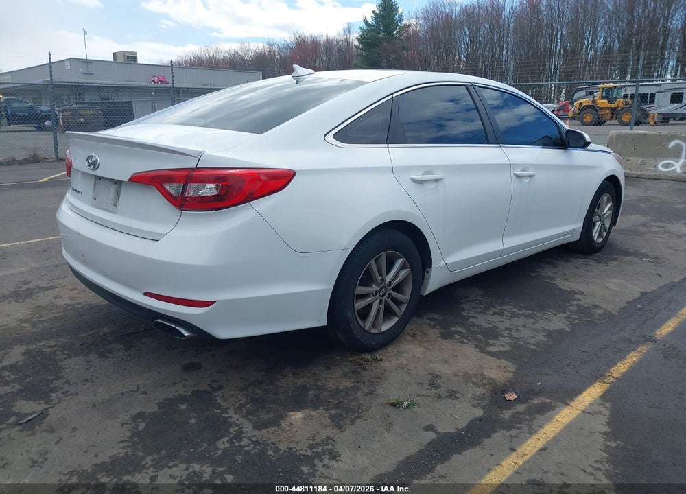 2016 HYUNDAI SONATA SE VIN: 5NPE24AF6GH274195
