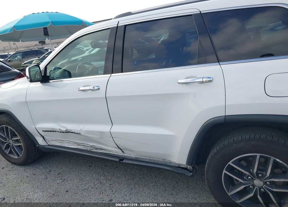 2017 JEEP GRAND CHEROKEE LIMITED 4X2 VIN: 1C4RJEBG9HC949987