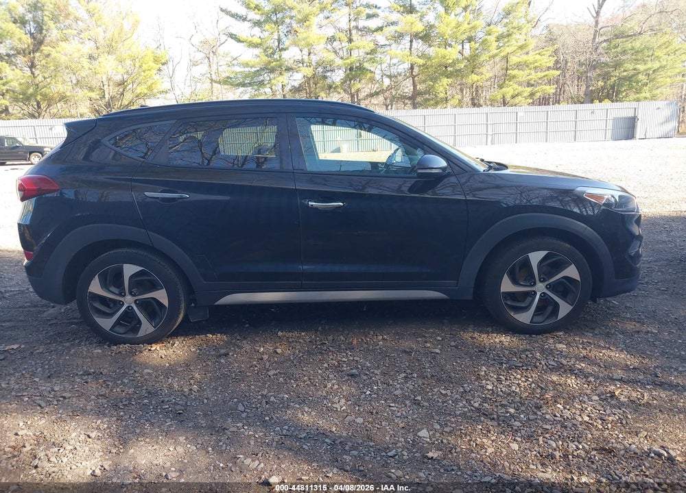 2018 HYUNDAI TUCSON LIMITED VIN: KM8J3CA22JU653366