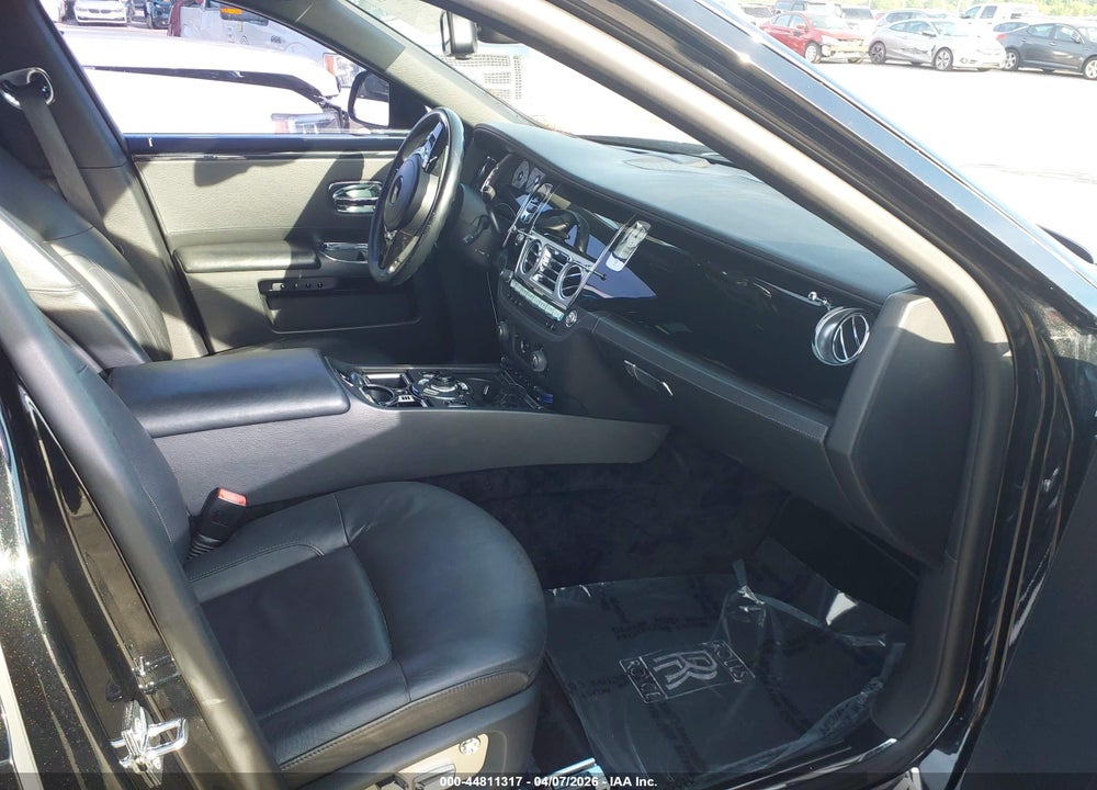 2012 ROLLS-ROYCE GHOST VIN: SCA664L53CUX65523