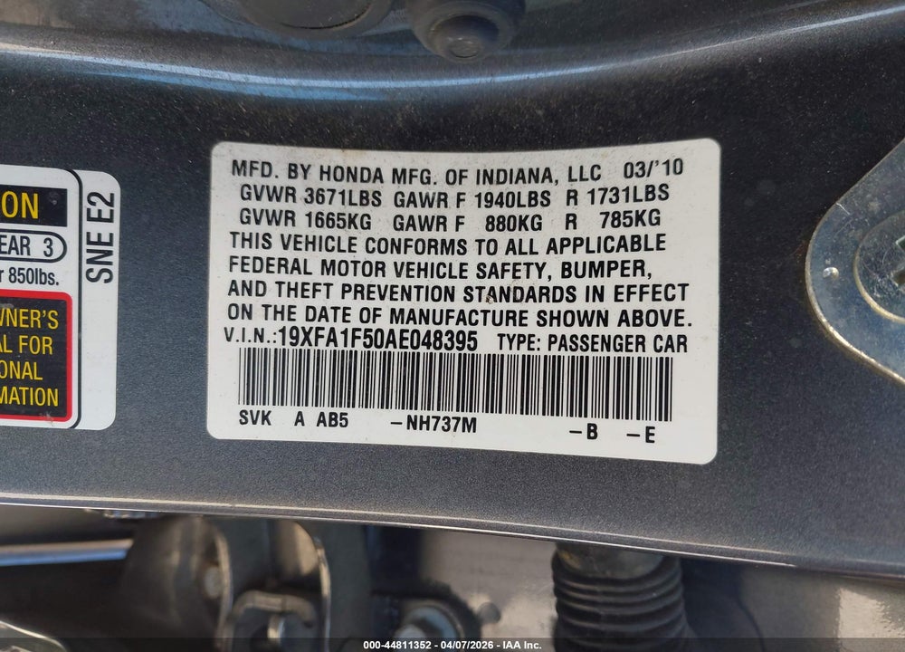 2010 HONDA CIVIC LX VIN: 19XFA1F50AE048395