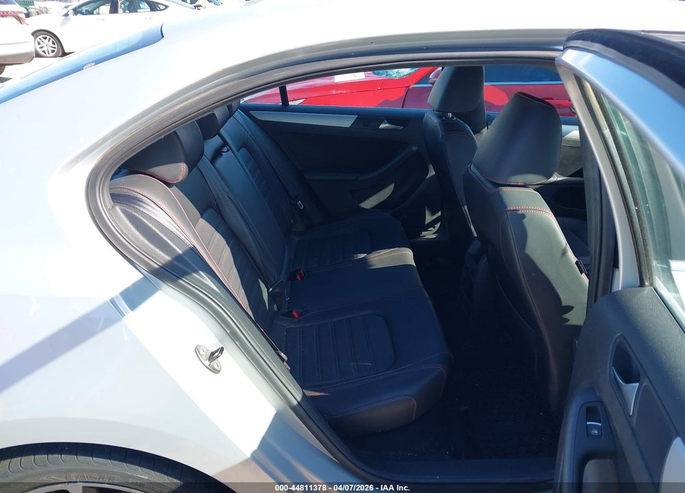 2013 VOLKSWAGEN JETTA GLI AUTOBAHN W/NAV VIN: 3VW467AJ3DM225920