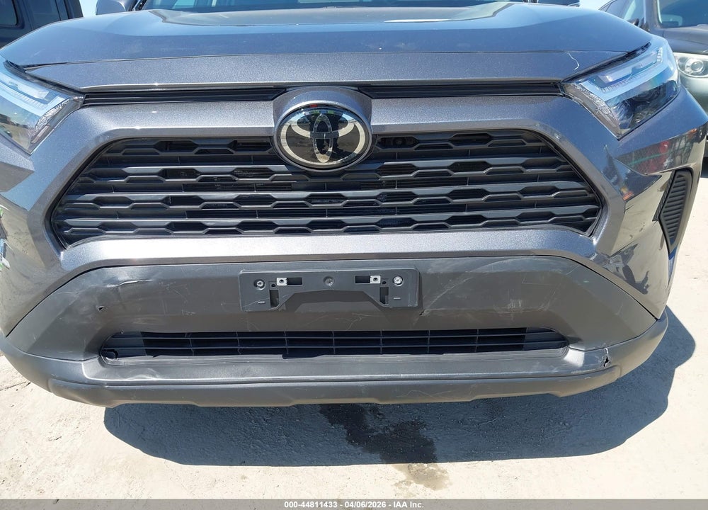 2025 TOYOTA RAV4 VIN: 2T3W1RFV2SC318183
