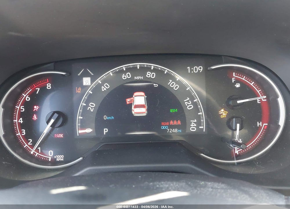 2025 TOYOTA RAV4 VIN: 2T3W1RFV2SC318183