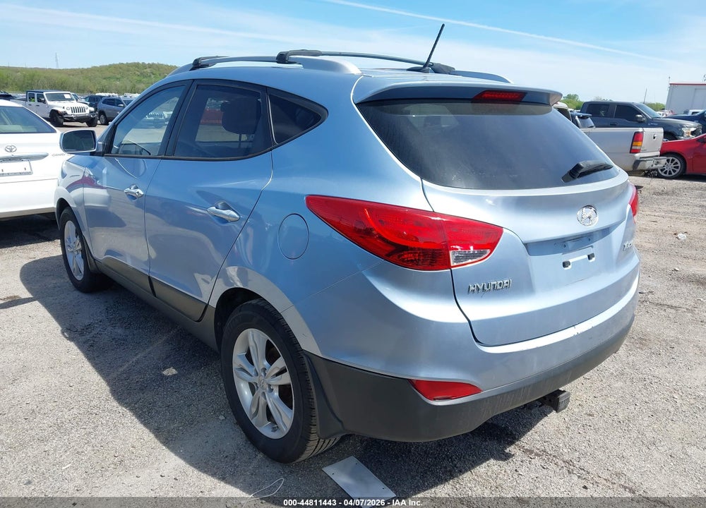 2010 HYUNDAI TUCSON GLS VIN: KM8JU3AC9AU064482