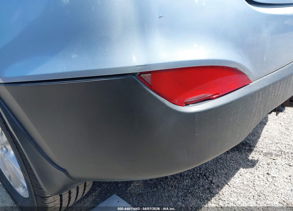 2010 HYUNDAI TUCSON GLS VIN: KM8JU3AC9AU064482