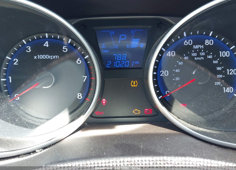 2010 HYUNDAI TUCSON GLS VIN: KM8JU3AC9AU064482