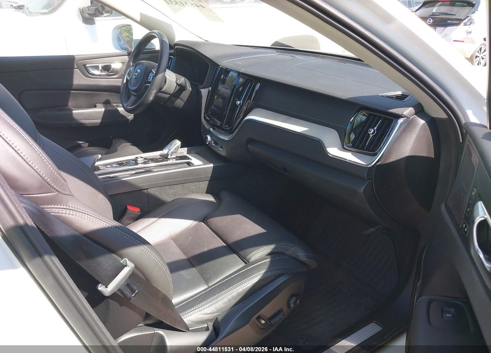2022 VOLVO XC60 B5 INSCRIPTION VIN: YV4L12RL5N1033304
