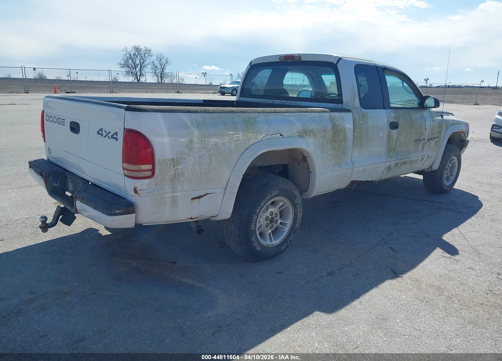 2000 DODGE DAKOTA SLT/SPORT VIN: 1B7GG22N8YS727918