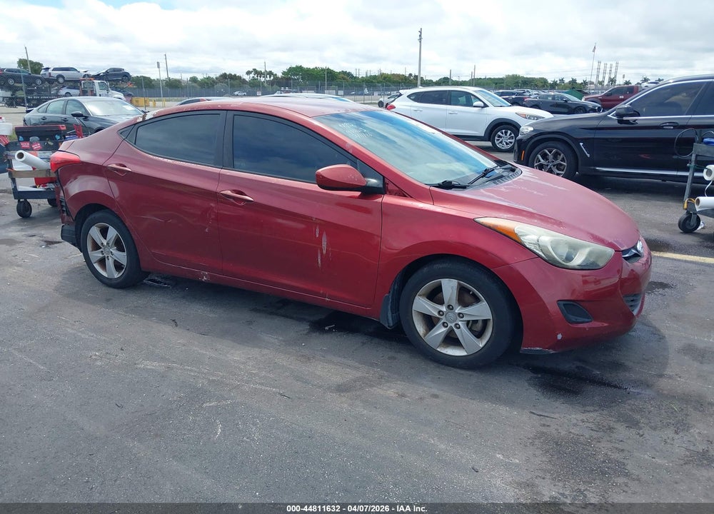 2013 HYUNDAI ELANTRA GLS VIN: 5NPDH4AE7DH404613