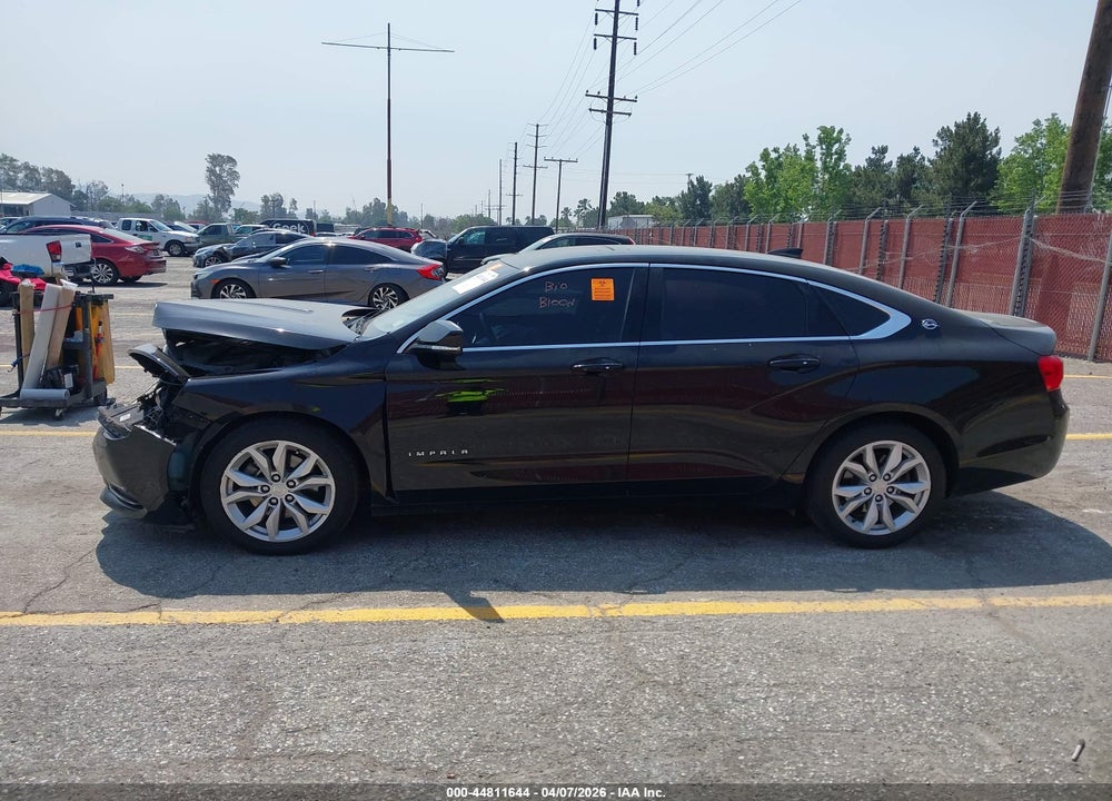 2018 CHEVROLET IMPALA 1LT VIN: 2G1105S33J9110954
