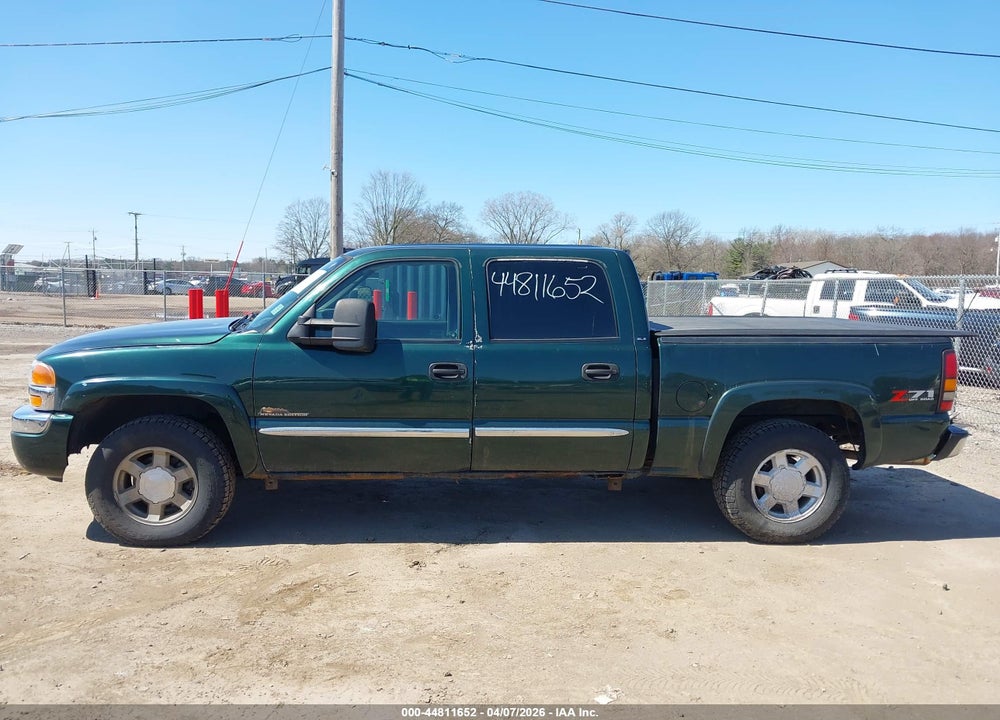 2005 GMC SIERRA 1500 SLE/SLT VIN: 2GTEK13T551255931