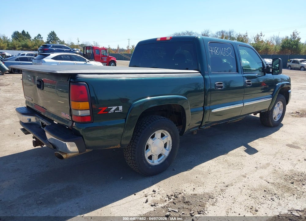 2005 GMC SIERRA 1500 SLE/SLT VIN: 2GTEK13T551255931
