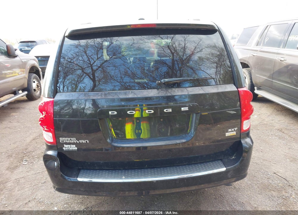 2018 DODGE GRAND CARAVAN SXT VIN: 2C4RDGCG9JR207460